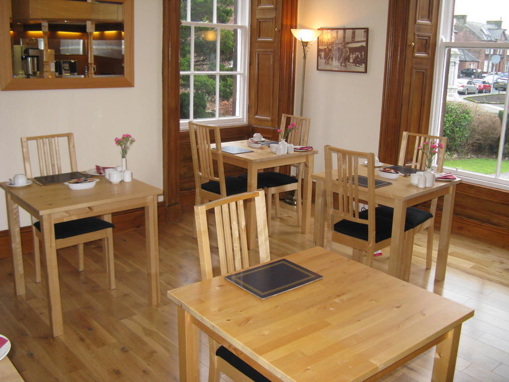 Dumfries Villa ภายนอก รูปภาพ